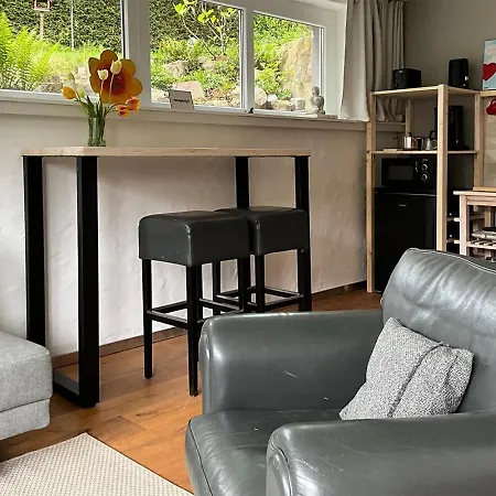 Appartement Rueckzugsort Am Stadtrand Mit Kunst *